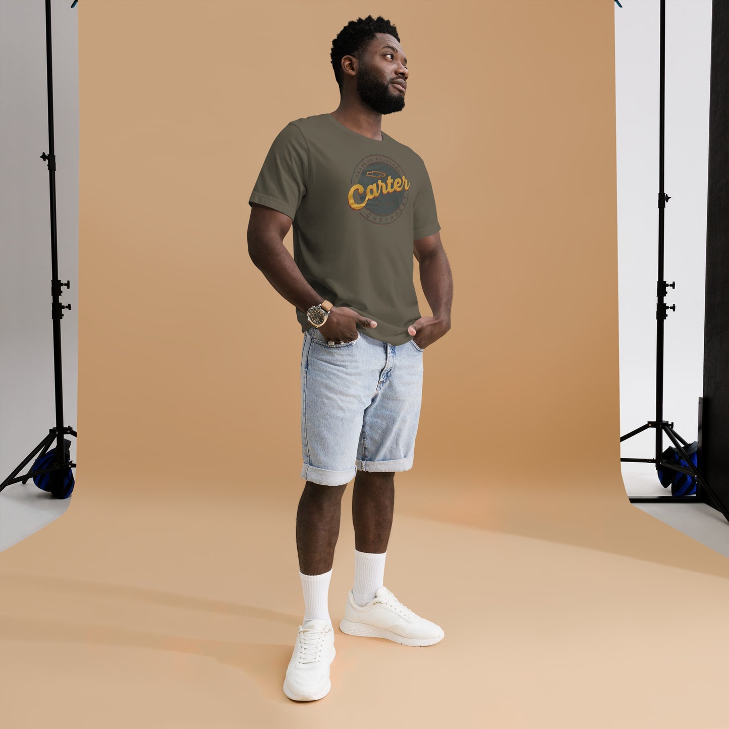 Grunge Lines Round Carter Logo